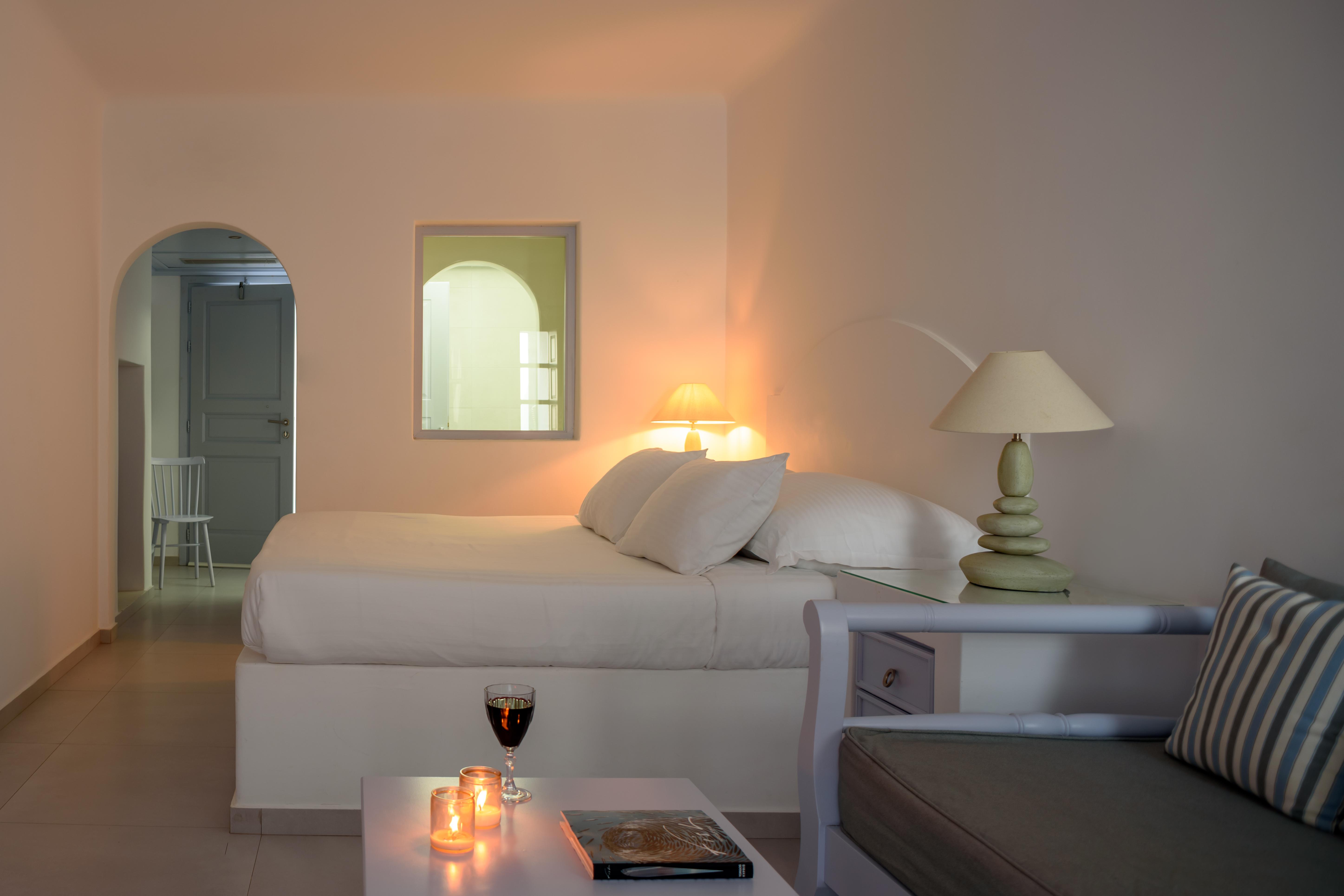Maison Des Lys - Luxury Suites Akrotírion Exteriör bild