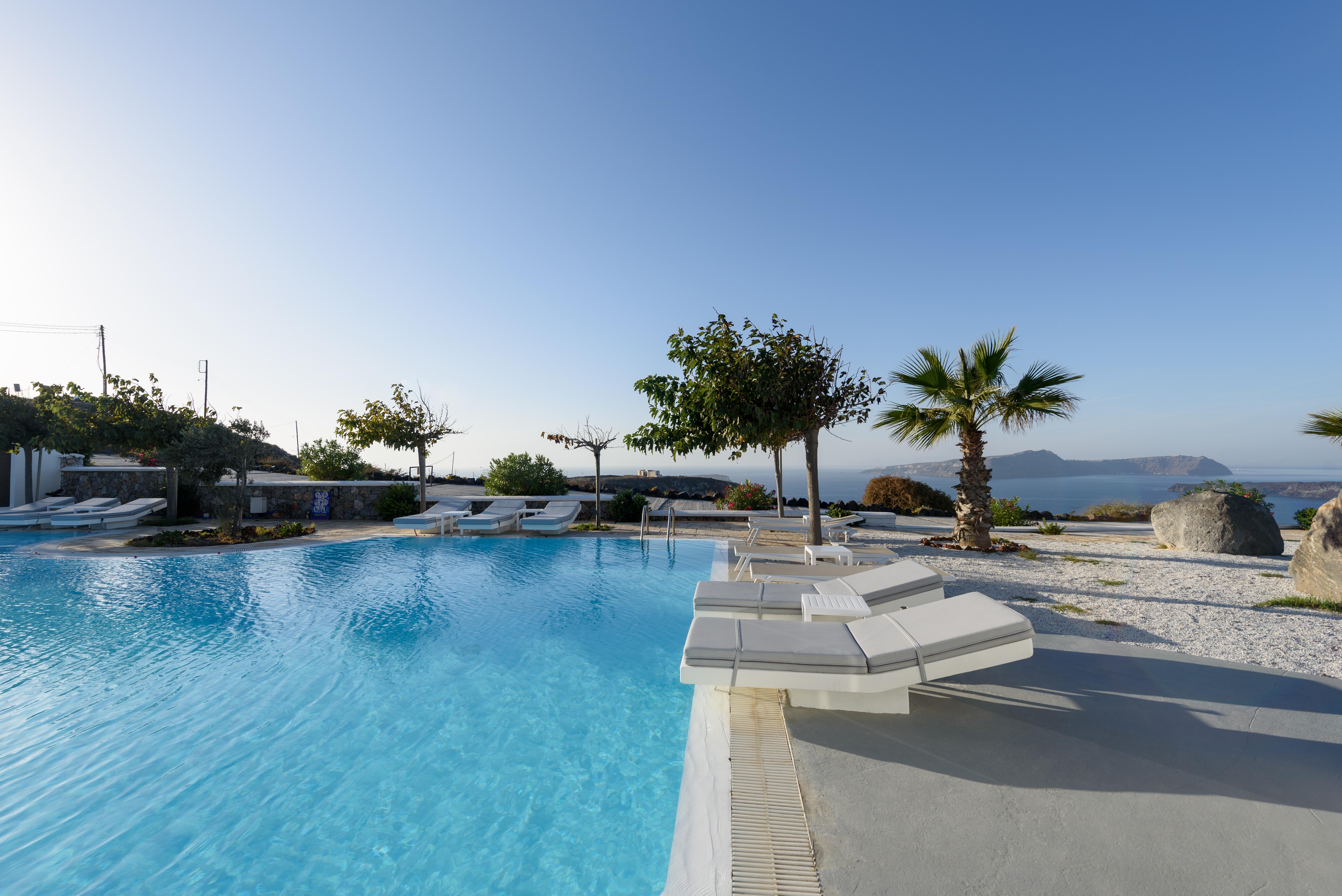 Maison Des Lys - Luxury Suites Akrotírion Exteriör bild