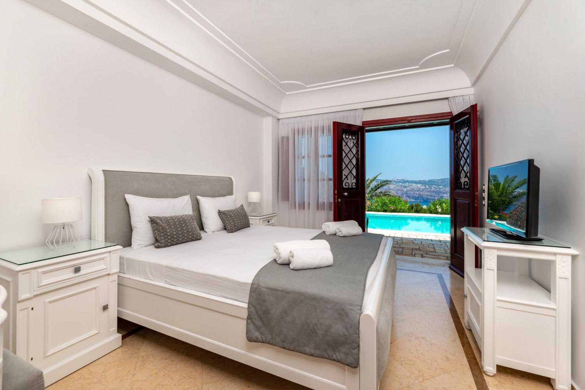 Maison Des Lys - Luxury Suites Akrotírion Exteriör bild