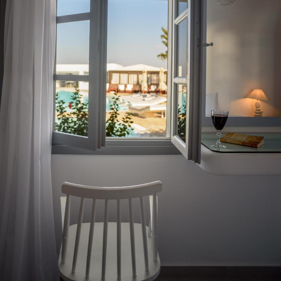 Maison Des Lys - Luxury Suites Akrotírion Exteriör bild