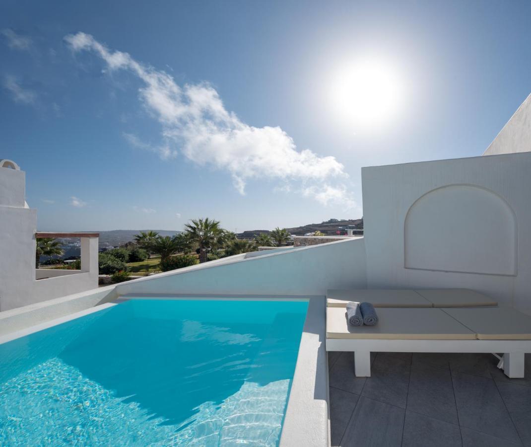 Maison Des Lys - Luxury Suites Akrotírion Exteriör bild